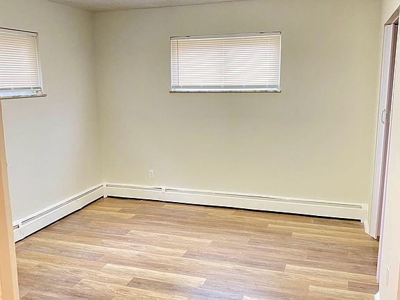 5th image of 530 Elberon Ave #A1