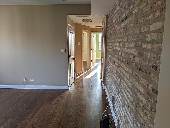 5th image of 5721 N Kimball Ave APT 3S