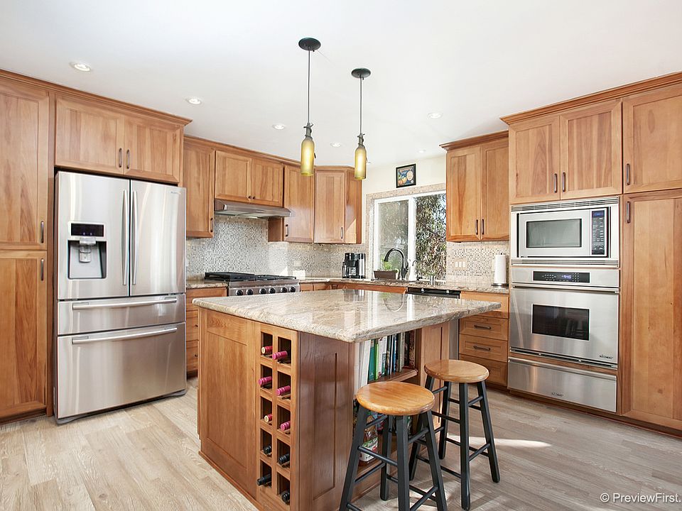1st image of 3636 Mount Laurence Dr