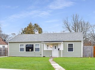 341 E High St, Mundelein, IL