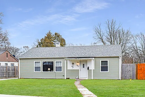 341 E High St photo 1