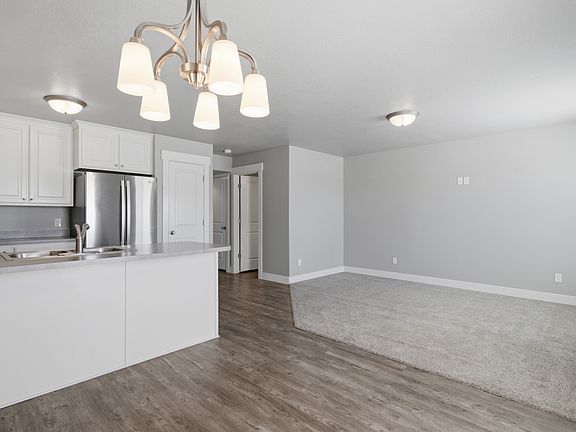 3rd image of 245 W 1950 N