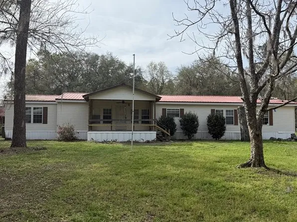 7926 Mount Pleasant Rd, Hortense, GA 31543