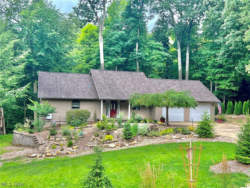 621 Floral Valley Dr W, Howard, OH 43028 Zillow