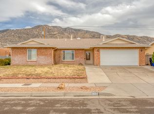 2604 Eastridge Dr NE, Albuquerque, NM 87112