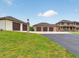 W6383 Hackbarth Road, Fort Atkinson, WI 53538