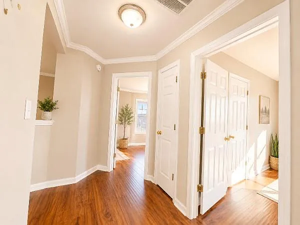 1831 Durwood Ln — Photo 14