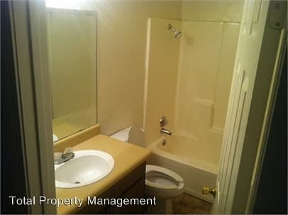 2nd image of 2001 E Woodsville Ct