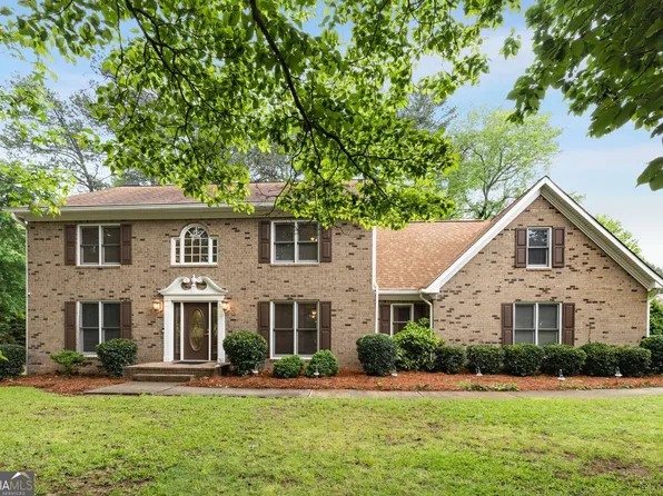 100 Hartford Pl, Fayetteville, GA 30214