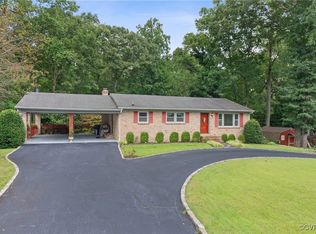 4709 Overlea Dr, Midlothian, VA 23112