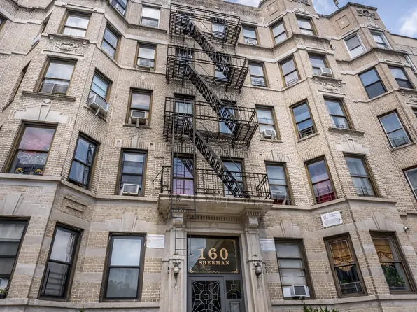 160 Sherman Avenue image 6 of 7