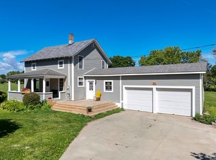 82 Allen Road, Grand Isle, VT 05458