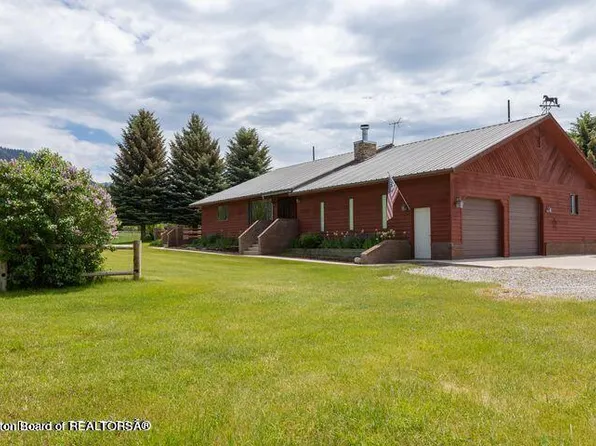 1856 Lost Creek Rd, Thayne, WY 83127