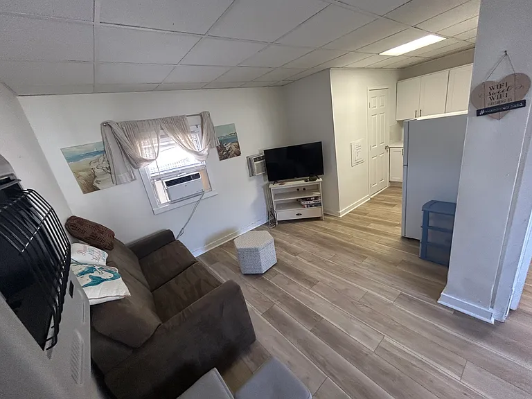 126 W Andrews Ave #2 — Photo 4