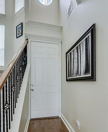 5th image of 4460 Jardin St