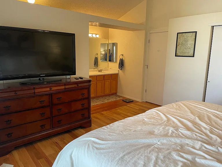 11329 Haswell Dr — Photo 7