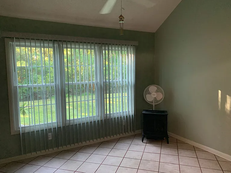 480 Shellbank Dr — Photo 14