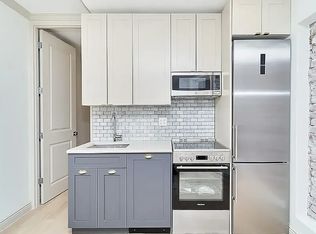 161 W 4th St #3L, New York, NY 10014