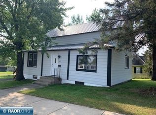 100 S Auburn Ave, Eveleth, MN 55734