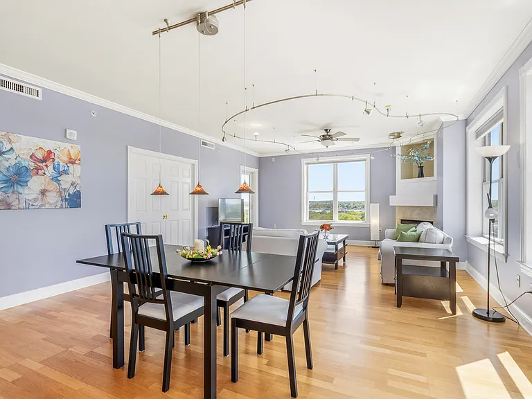 360 W Washington Ave #1001 — Photo 19