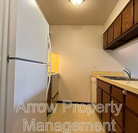 3rd image of 4541 Tranquility Dr #4