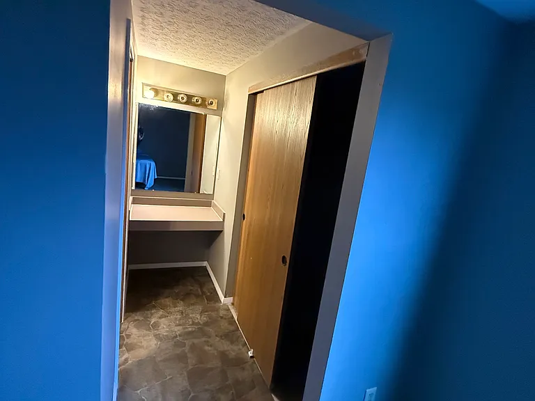 5907 Sundrops Ave — Photo 14