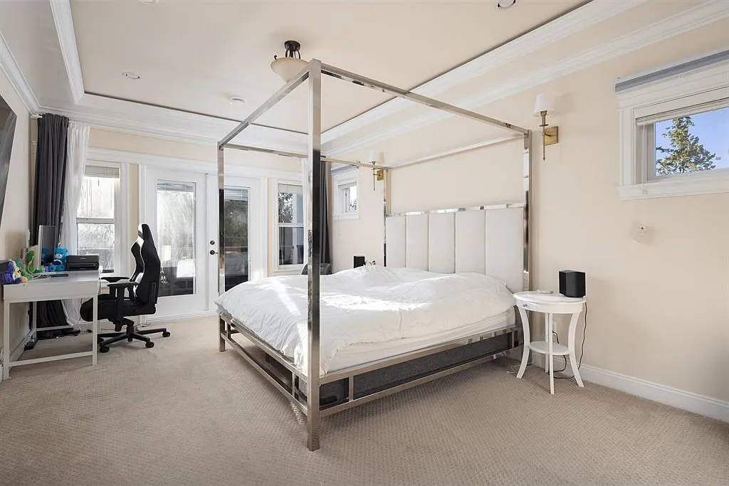 4 bed, $6,500 — Photo 4