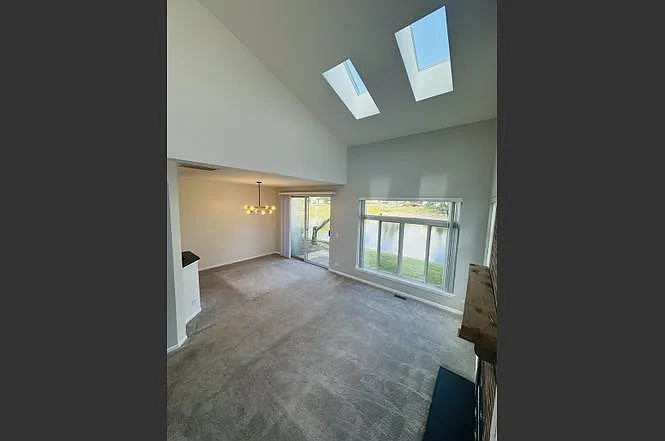 1046 Ripple Rdg — Photo 4