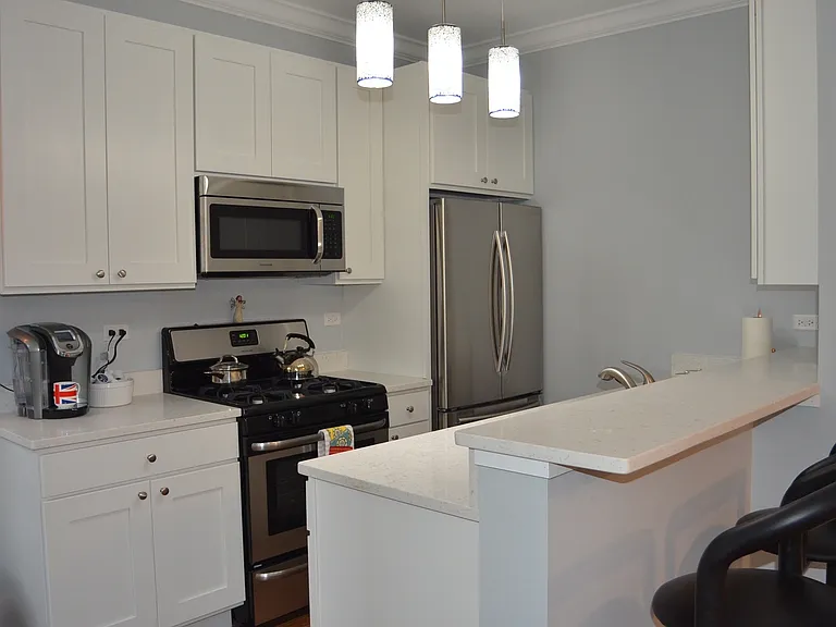 735 W Belmont Ave #1F — Photo 8