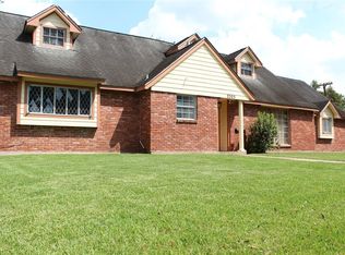 2303 Fenwood Dr, Pasadena, TX 77502