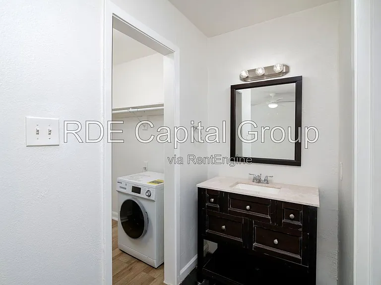2808 Throckmorton St #201 — Photo 15