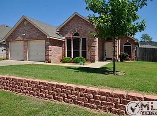 3221 Wren Ln, Midlothian, TX 76065