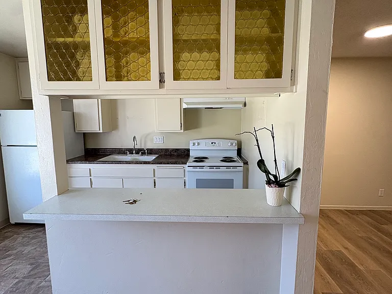 3398 Armada Dr #10 — Photo 5