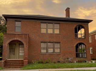 726 E 40th St #726, Savannah, GA 31401