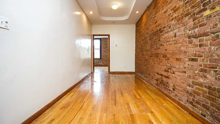 Rented by Nooklyn NYC LLC | media 13