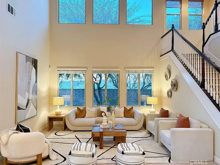 8287 Soft Winds Dr — Photo 2