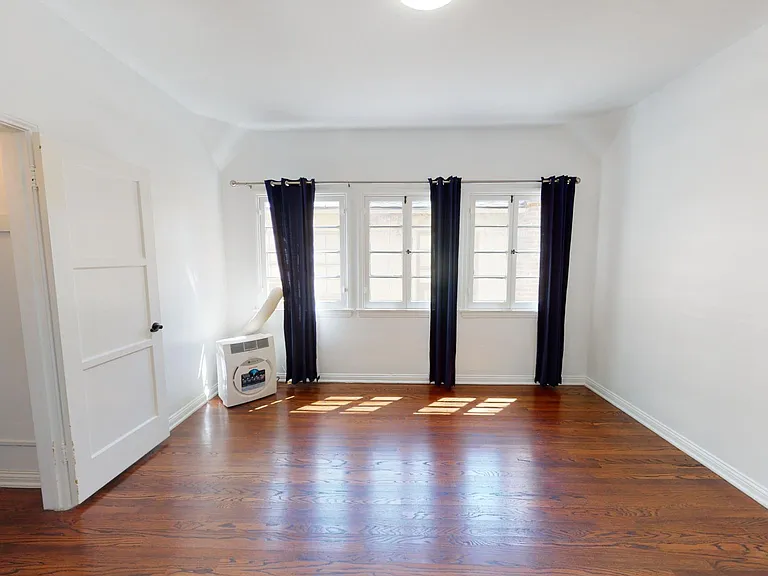 10747 W Ashton Ave — Photo 33