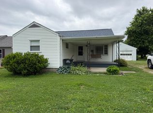 409 Wortby St, Odin, IL 62870