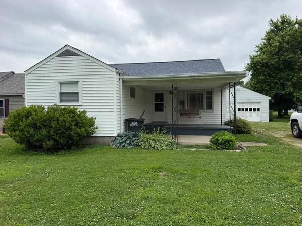 409 Wortby St, Odin, IL 62870
