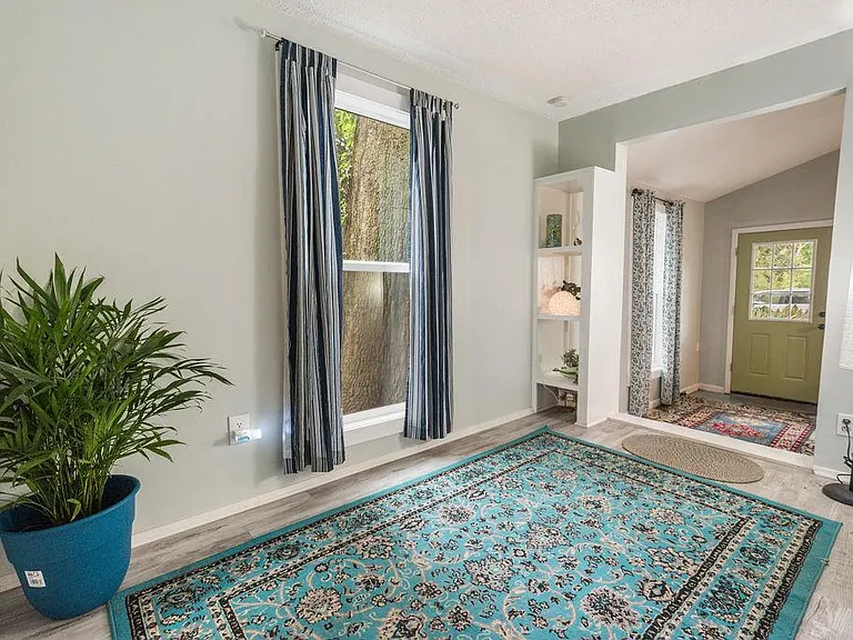317 Ballentine St — Photo 21
