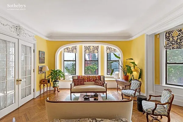 Sold by Sotheby's International Realty | media 1