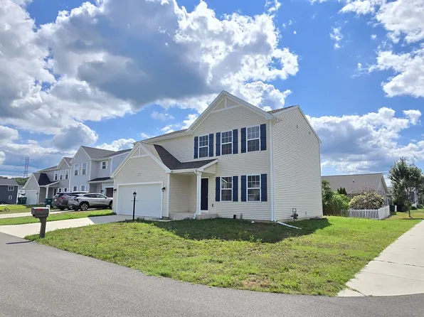 1929 Blue Stem Ct, Mishawaka, IN
