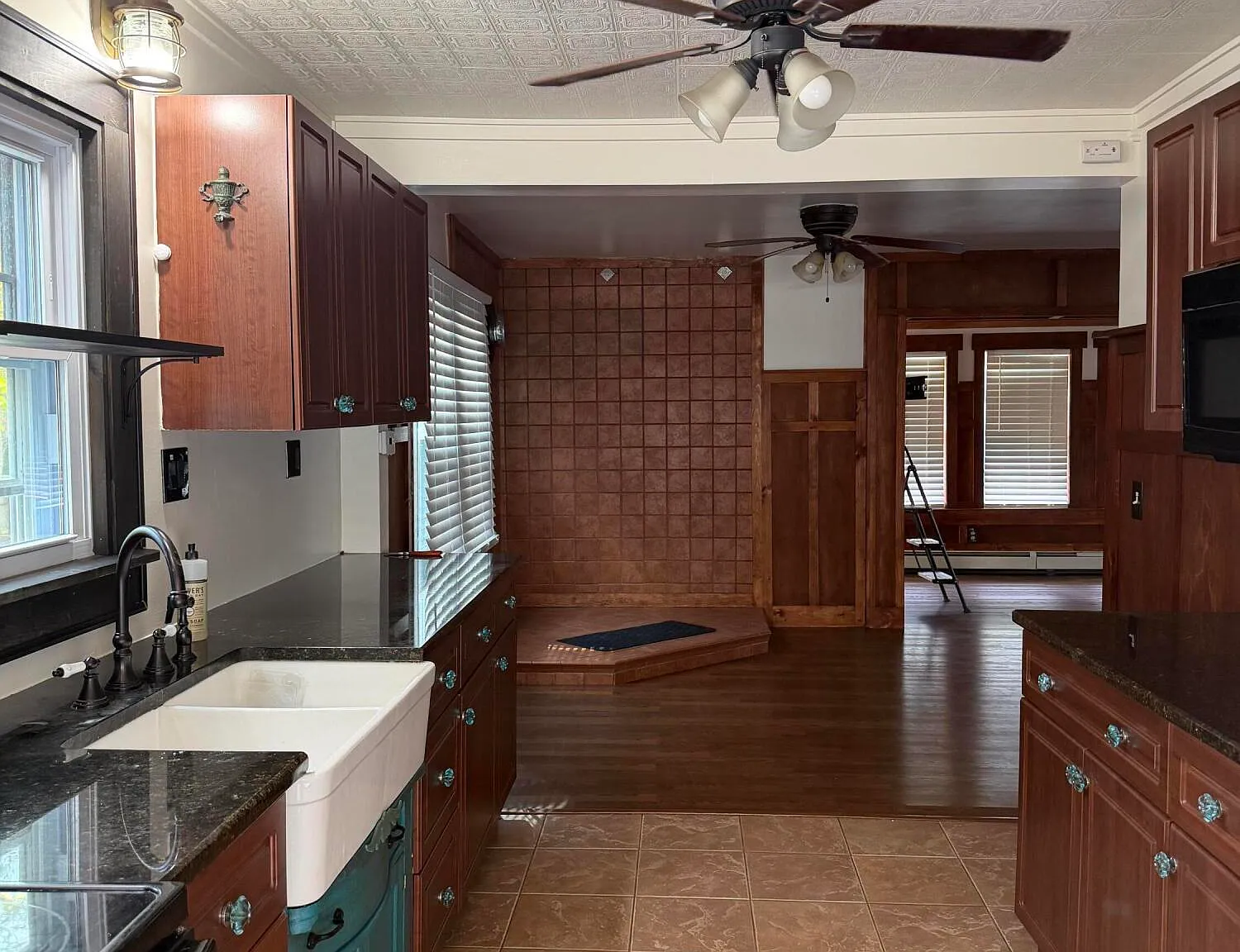2 bed, $2,600 — Photo 3