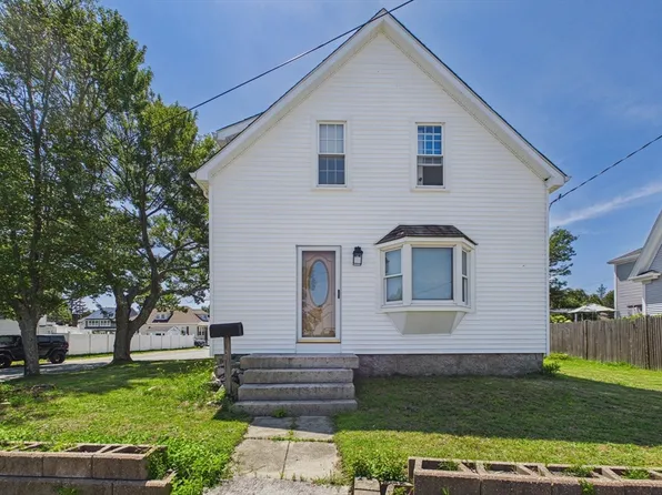 915 Rockdale Ave, New Bedford, MA 02740