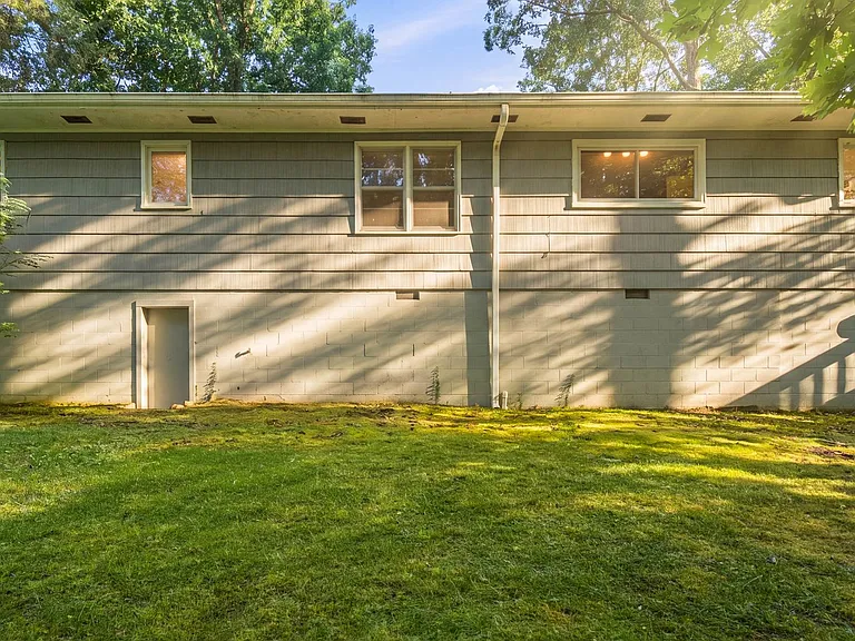 123 Arrow Dr — Photo 15