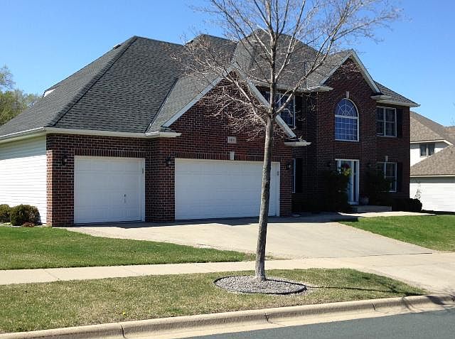 1st image of 105 Riverdale Dr