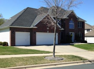 105 Riverdale Dr, Hastings, MN 55033