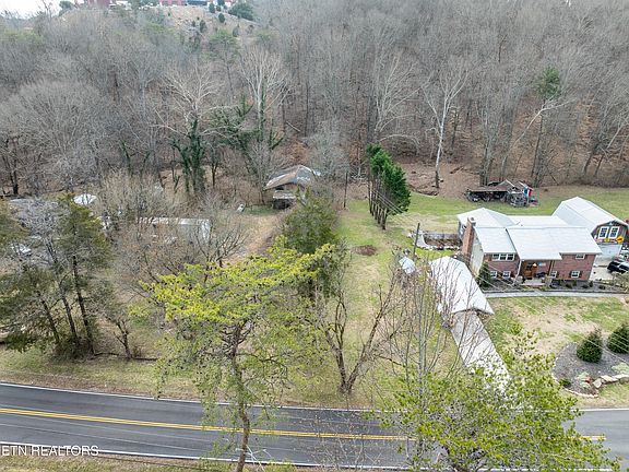 5th image of 1747 E Old Topside Rd