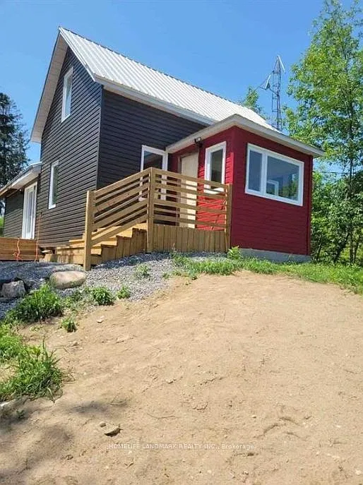 3 bed, $2,250 — Photo 1