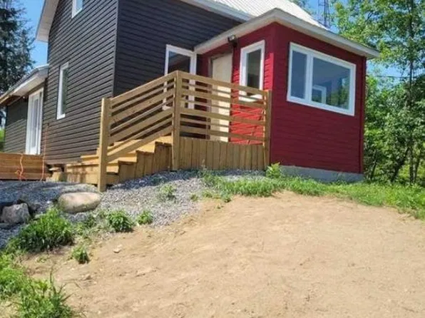33 Bobcaygeon Rd, Minden Hills, ON K0M 2K0